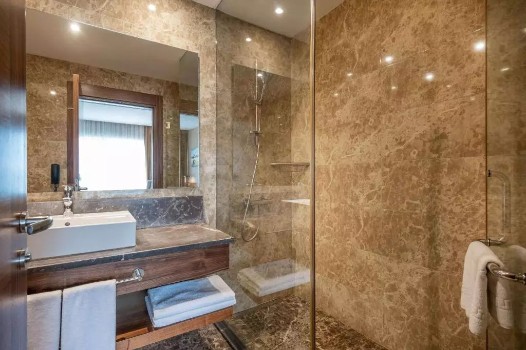 سرویس بهداشتی CLARION